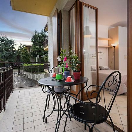 Apartamento San Benedetto Di Lugana 2 Peschiera del Garda Exterior foto