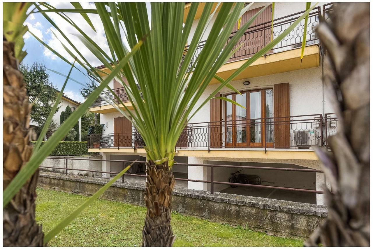 Apartamento San Benedetto Di Lugana 2 Peschiera del Garda Exterior foto