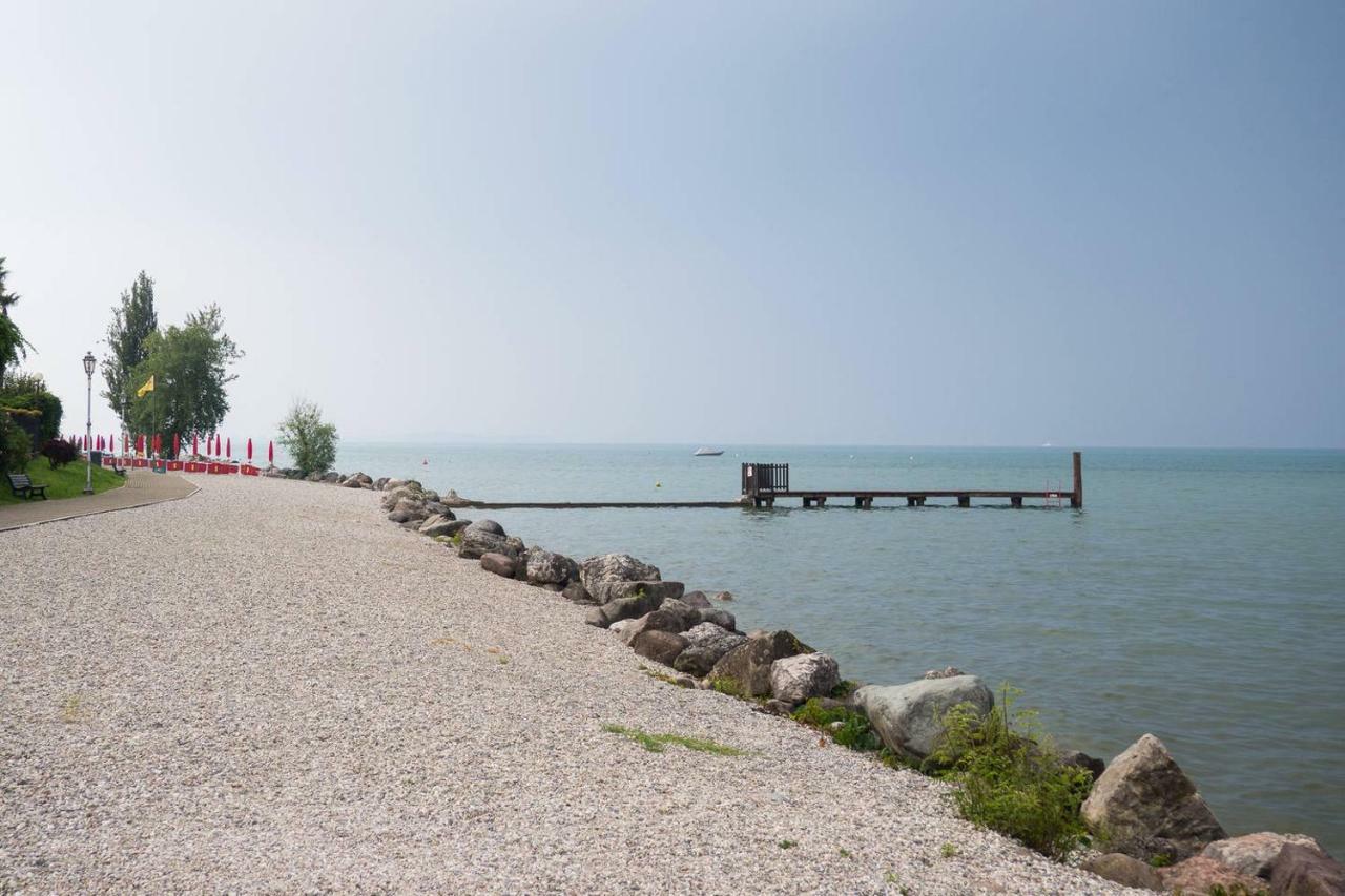 Apartamento San Benedetto Di Lugana 2 Peschiera del Garda Exterior foto