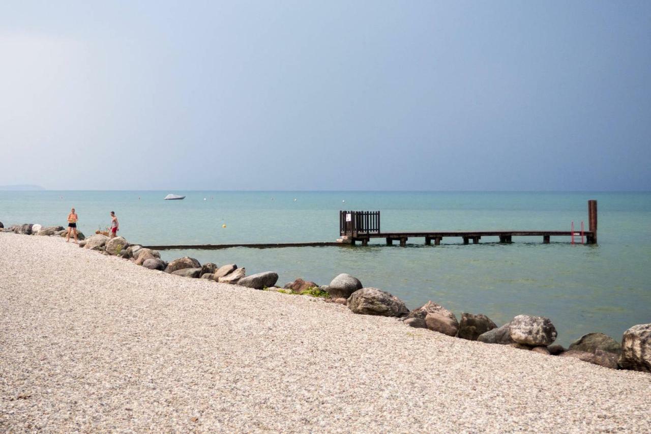Apartamento San Benedetto Di Lugana 2 Peschiera del Garda Exterior foto